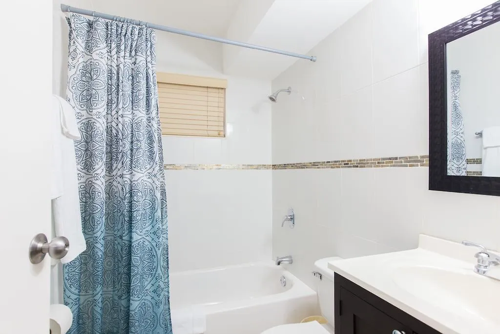 Chelsea Manor Apartment Kingston 0*,